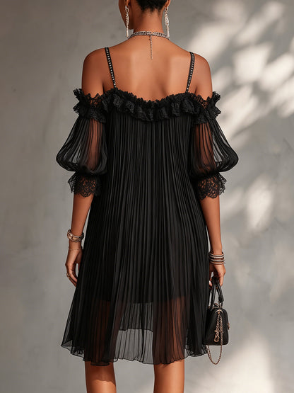 VITTORIA | MINI VESTITO NERO IN MUSLINA CON SPALLE SCOPERTE E ORLO IN PIZZO