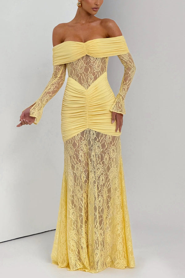 Vestito lungo aderente a maniche lunghe con pizzo patchwork a tinta unita e spalle scoperte