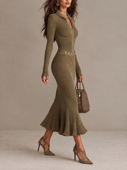 Marta | Vestito midi in maglia a coste con zip, fondo a sirena e cintura con borchie