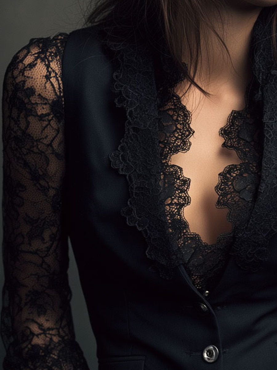 Noémie | Giacca Nera con Maniche Semi-Trasparenti