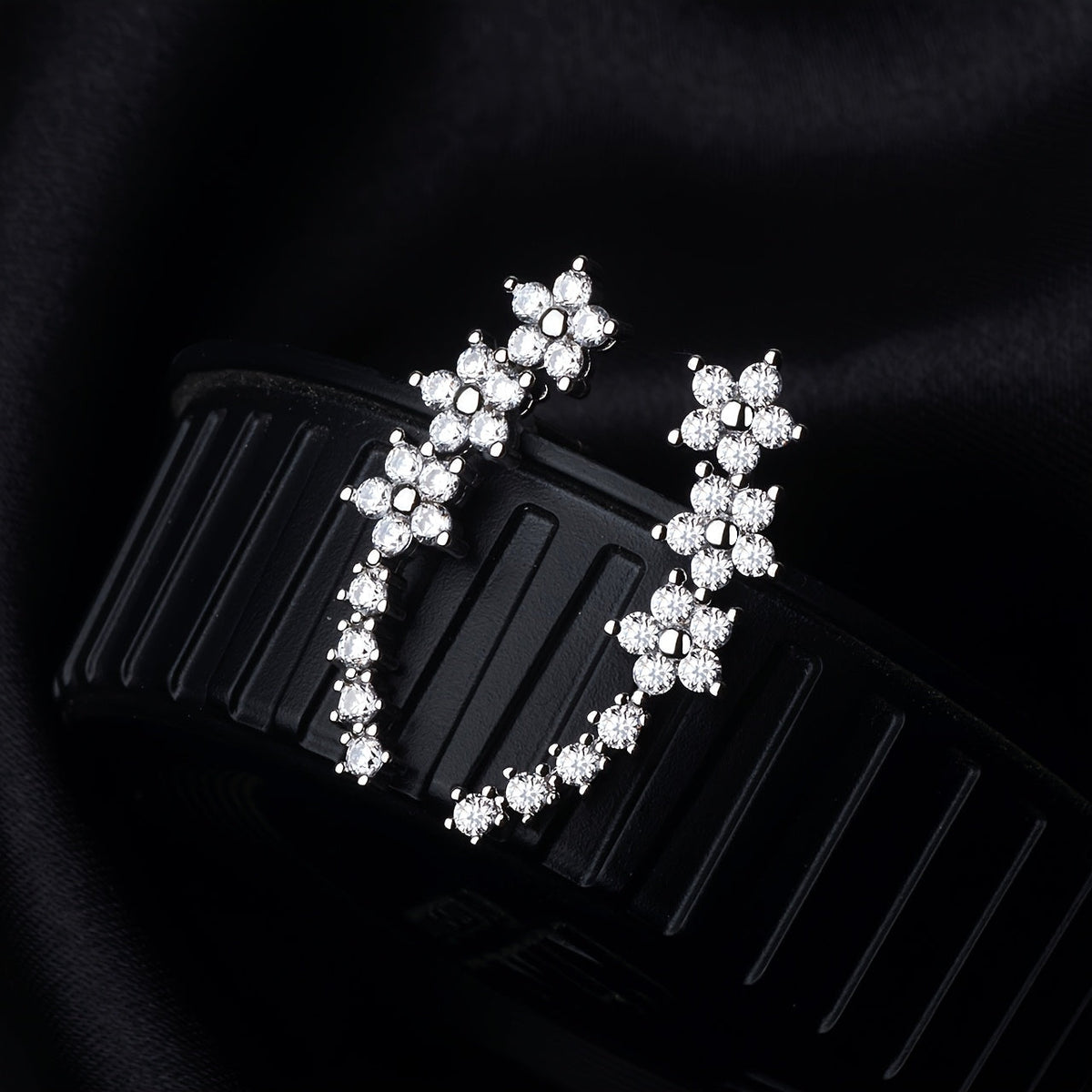 Evelyn | Orecchini Floreali Classici