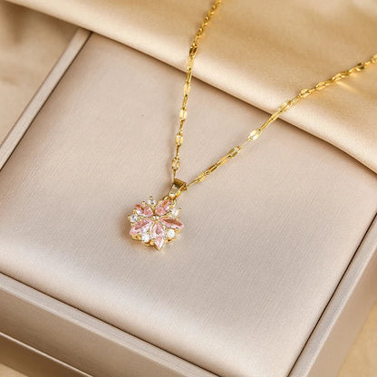 Collana Elegante in Acciaio Inossidabile con Fiore di Rosa Sakura