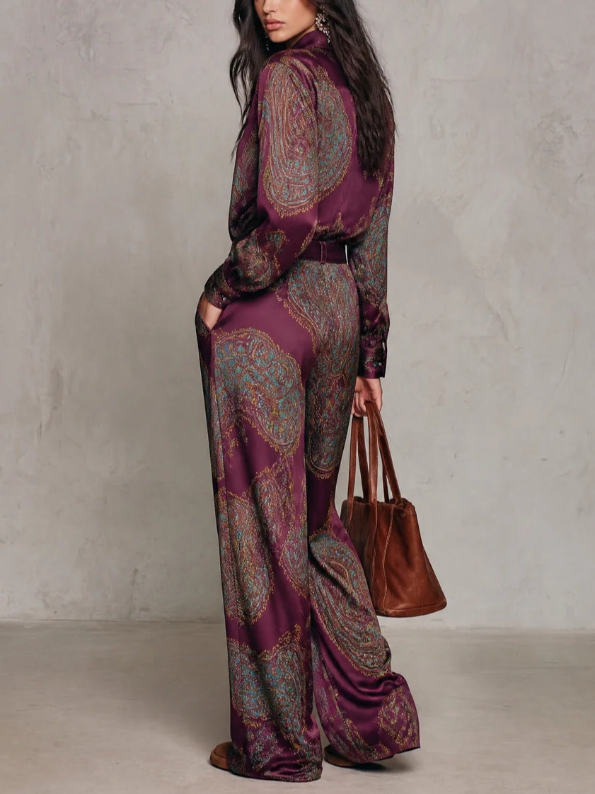 Gloria | Camicia di seta a manica lunga con stampa paisley bordeaux e pantaloni a gamba larga
