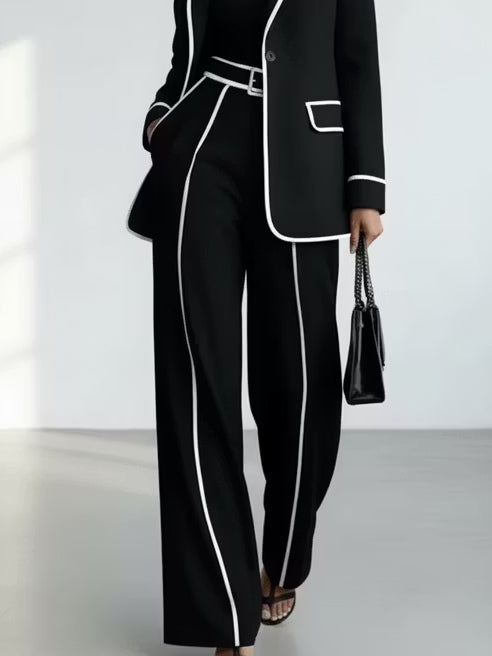 Claudine | Completo Due Pezzi Blazer con Passamaneria a Contrasto Nera e Pantaloni Largo