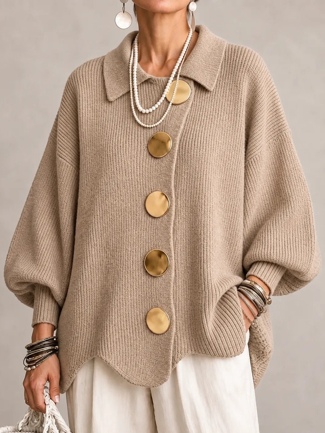 Iolanda | Cardigan Oversize a Coste con Orlo Smerlato, Beige Sabbia