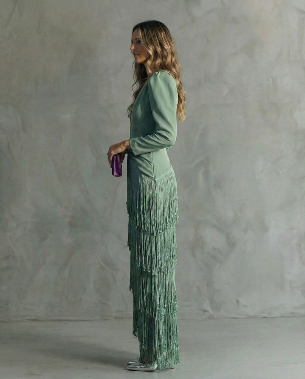 Chiara | Abito elegante con maniche a frange