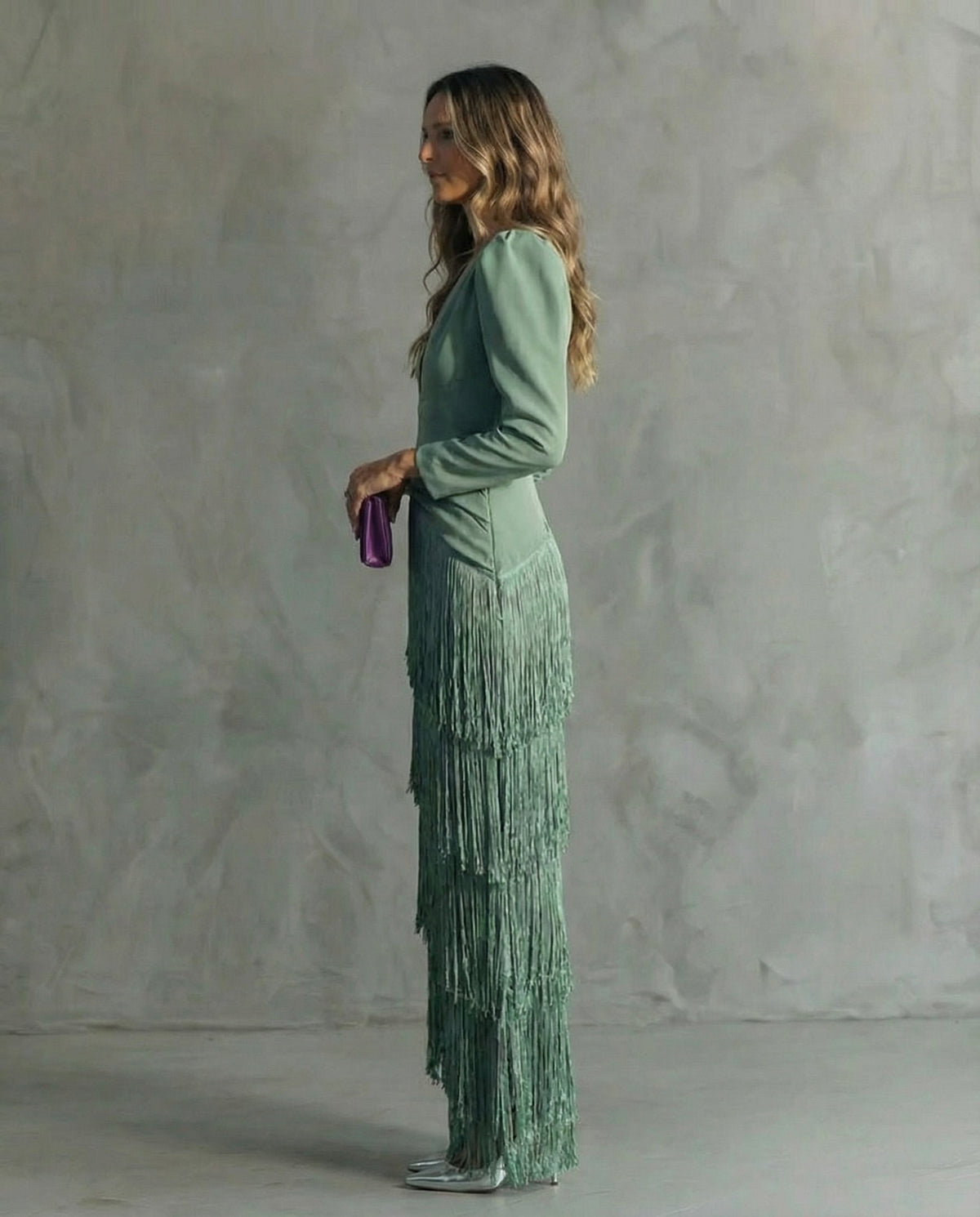 Chiara | Abito elegante con maniche a frange