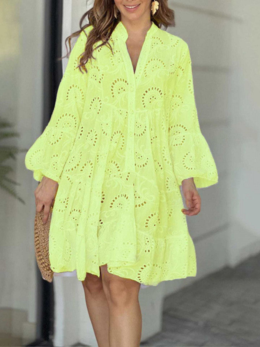 Lucía | Vestito Mini in Pizzo Ricamato con Scollatura a V e Manica Lunga