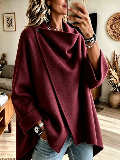 Poncho da Donna con Collo Asimmetrico e Chiusura a Bottone