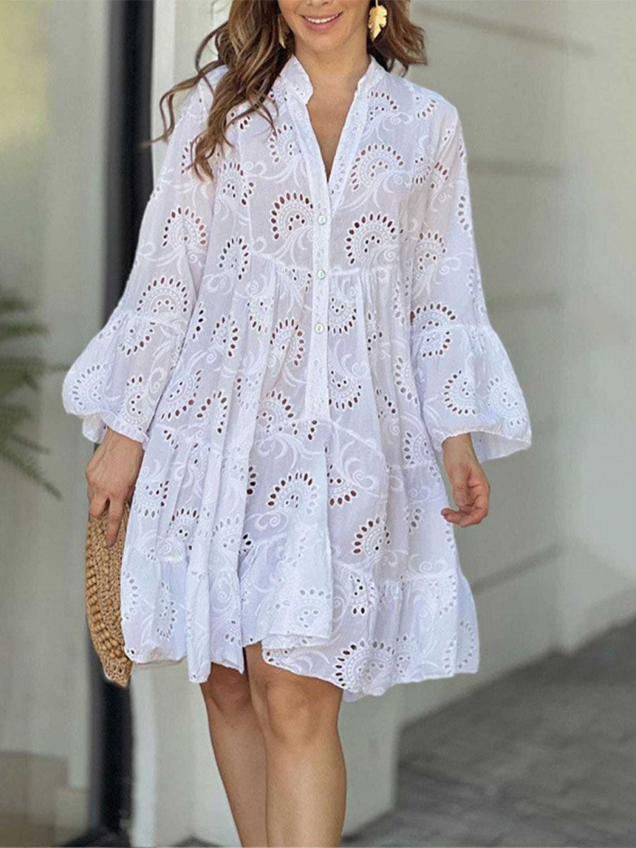 Lucía | Vestito Mini in Pizzo Ricamato con Scollatura a V e Manica Lunga