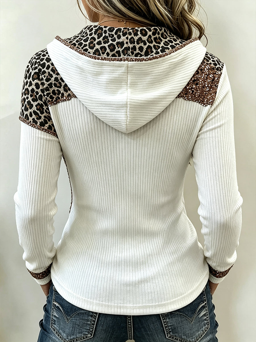 Maglione a Maglia con Cappuccio in Patchwork Leopardo Chic