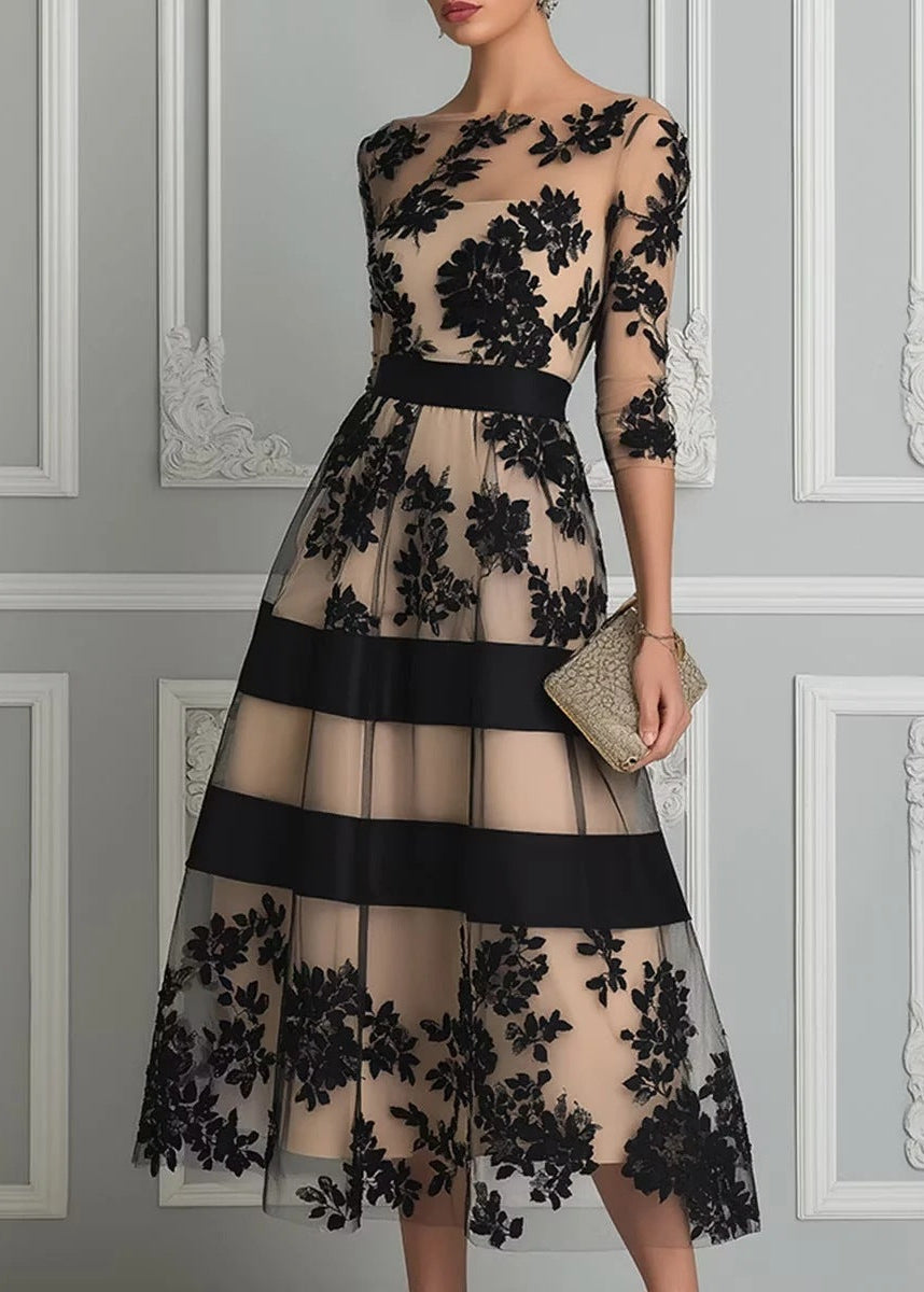 Catherine – Abito da Sera in Pizzo Floreale