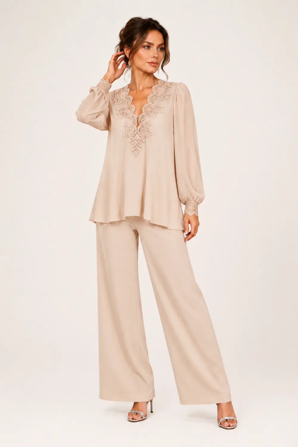 Violantina | Completo Scollo a V con Chiffon a Strati