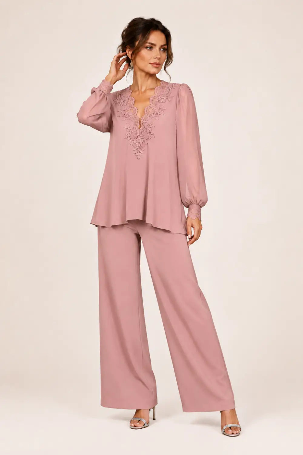 Violantina | Completo Scollo a V con Chiffon a Strati