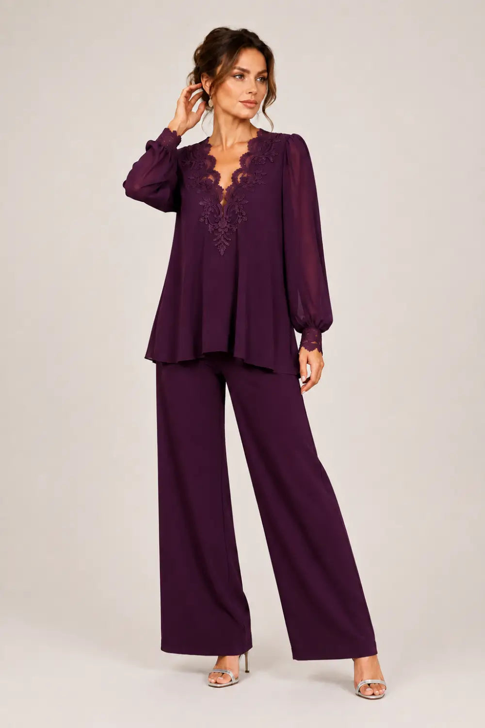 Violantina | Completo Scollo a V con Chiffon a Strati