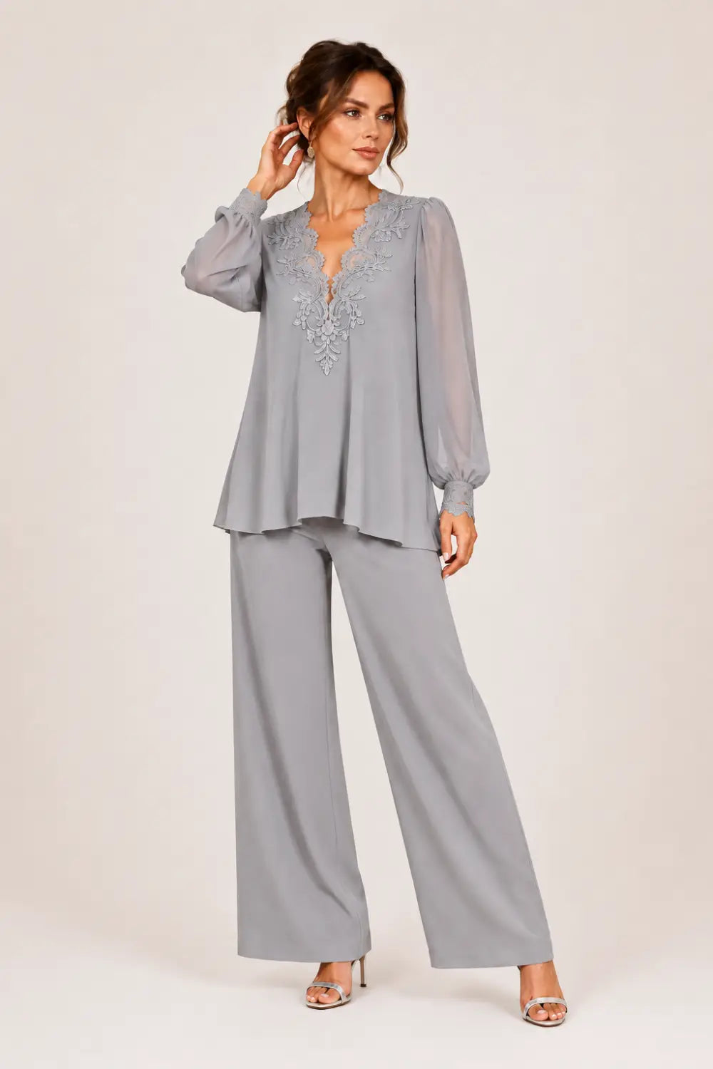 Violantina | Completo Scollo a V con Chiffon a Strati